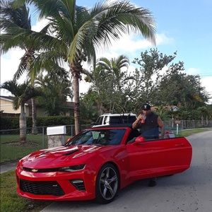 Meet your Posher, Ty